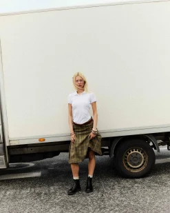 Anonymous Copenhagen Kikie flat platform^ Flats