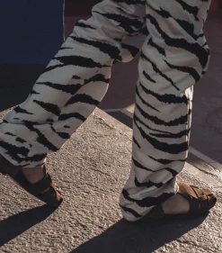 Anonymous Copenhagen Lain flats^ Sandals