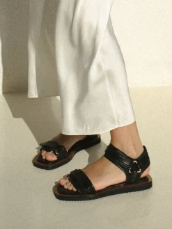 Anonymous Copenhagen Shantell flats^ Sandals