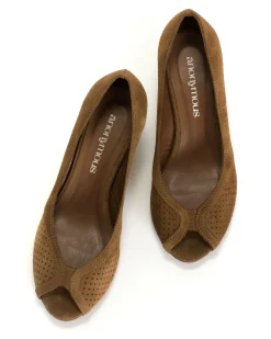 Anonymous Copenhagen Tiffany triangle^ Sandals