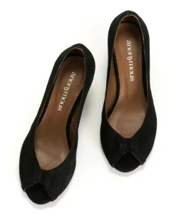 Anonymous Copenhagen Tiffany triangle^ Sandals