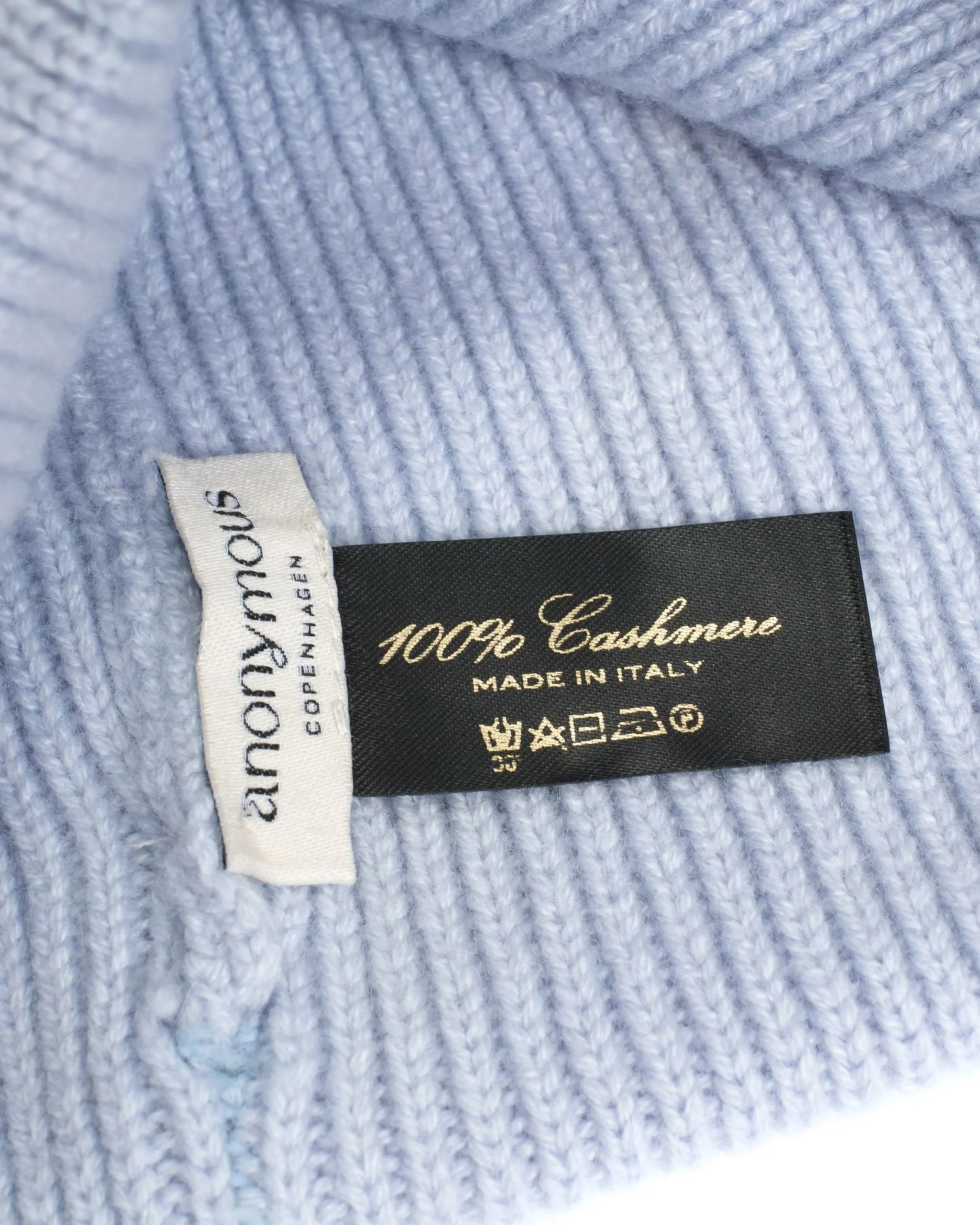Anonymous Copenhagen Vinni cashmere beanie^ Cosy Essentials