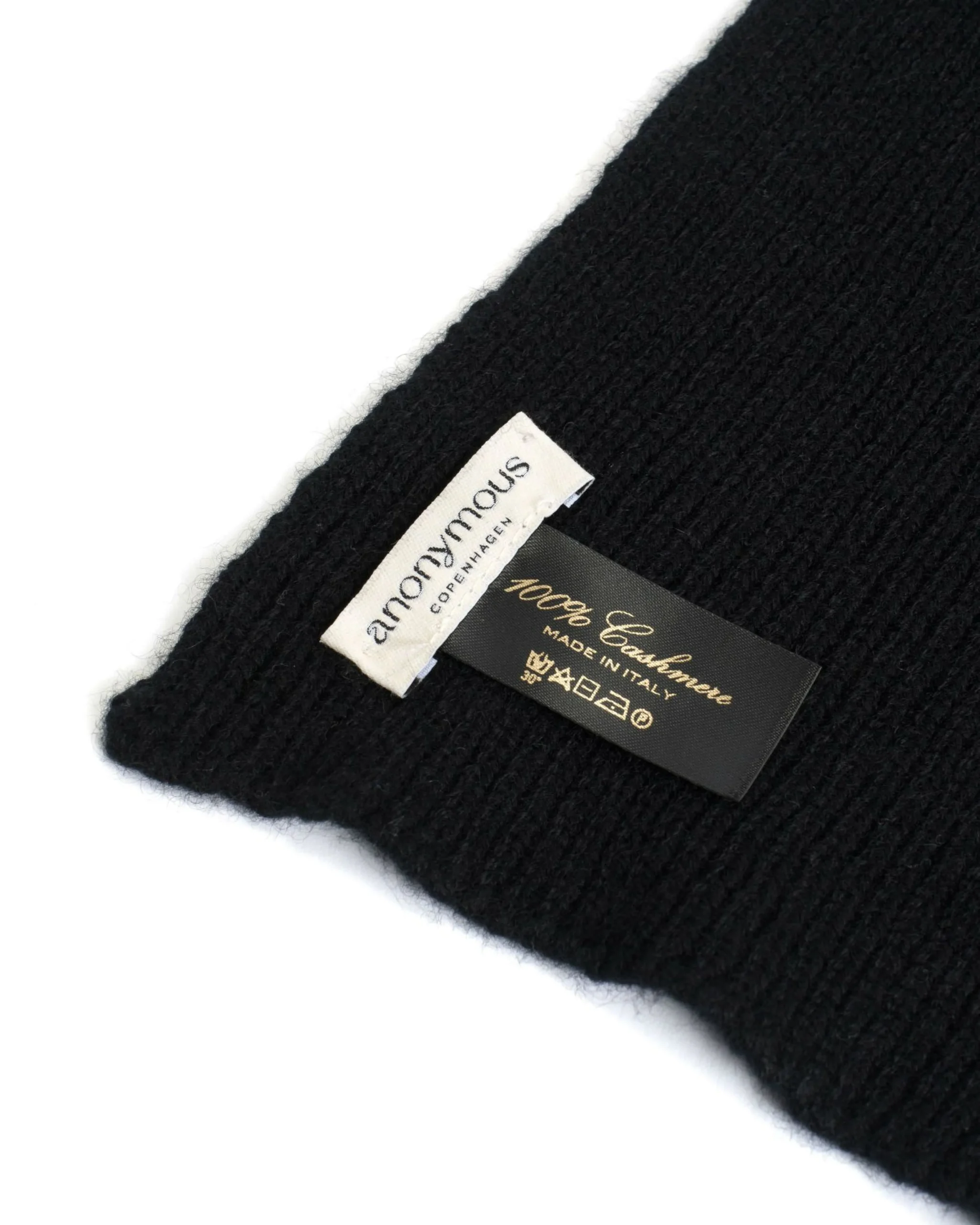 Anonymous Copenhagen Vinni cashmere scarf^ Cosy Essentials